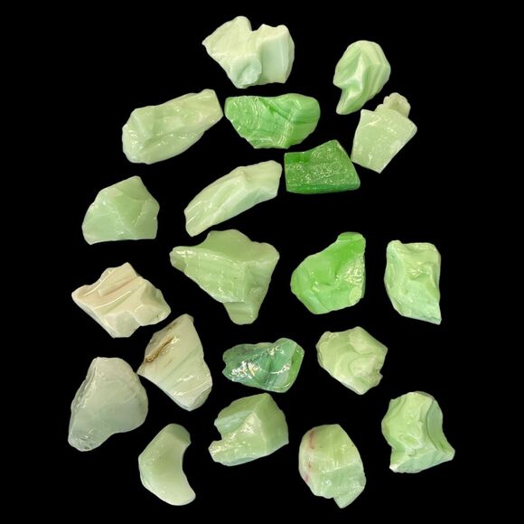 Art Glass Cullet Glowing Manganese Uranium Glass Bulk Assortment 2.5LBS #5GA1 - Picture 1 of 9